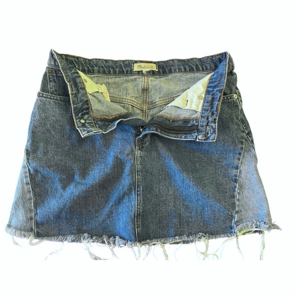 Madewell Women's Denim Cut Off Mini Skirt Blue Y2K Preppy Fetch Distressed Sz 29 - Picture 3 of 10